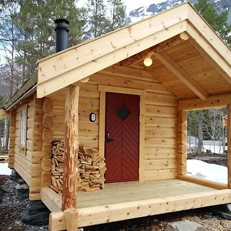 Camp Dronningkrona * Alvundeid